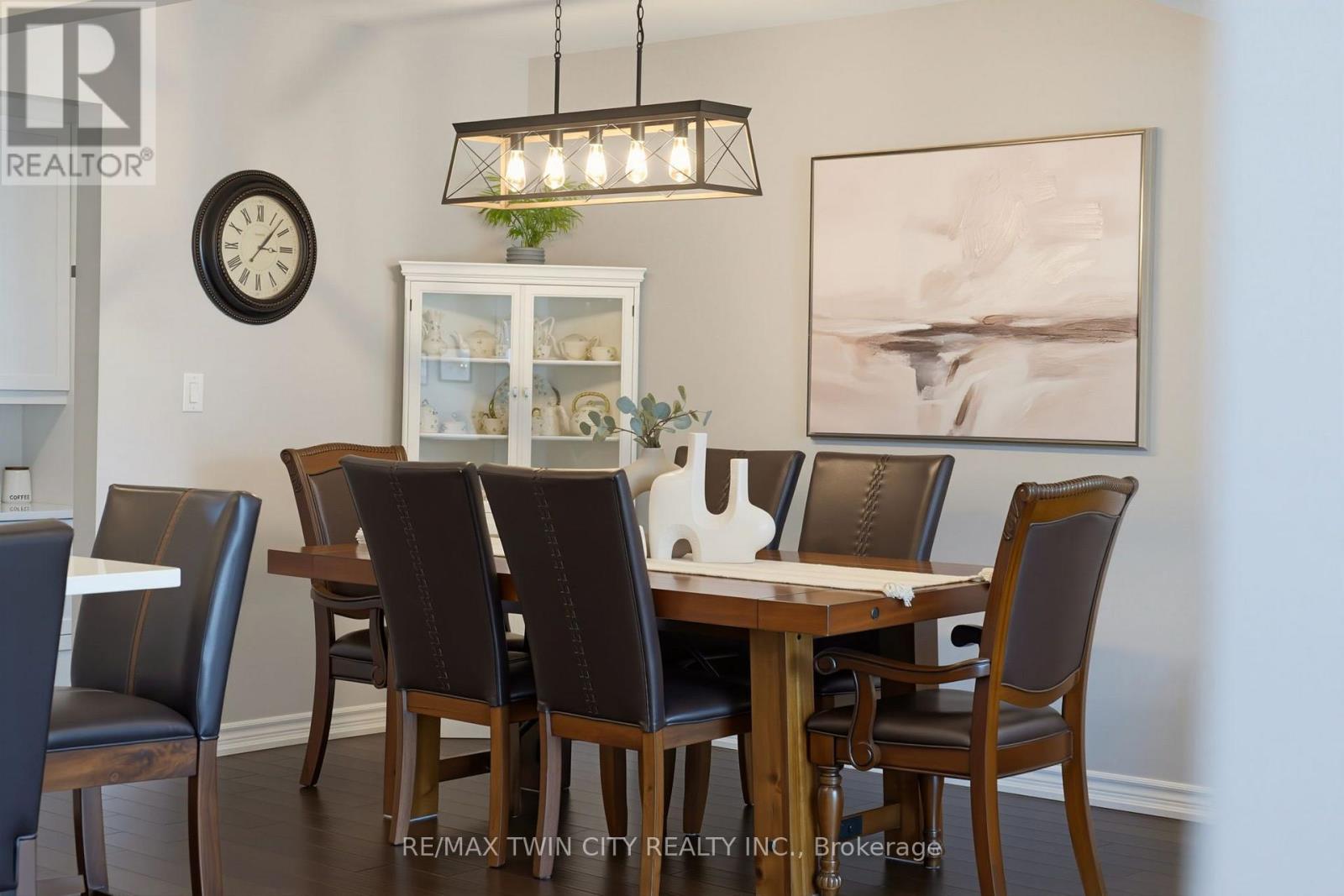 20 CLOVER COURT - Image 14