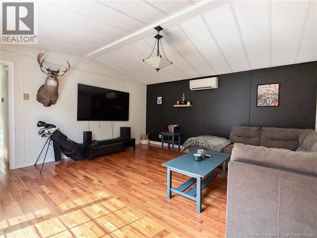 153 Moore Street - 4