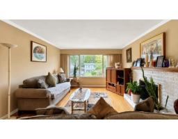 11010 Partridge Crescent, Surrey, BC V3R5A8 Photo 9