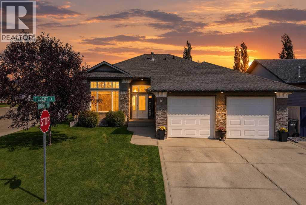 Listing photo – 16 Filbert Close, Sylvan Lake
