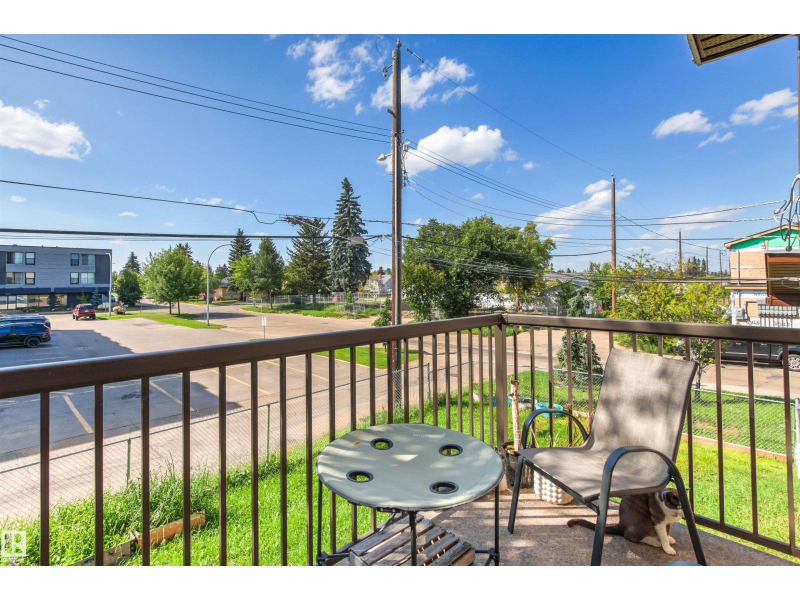 15713 102 AV NW - 35