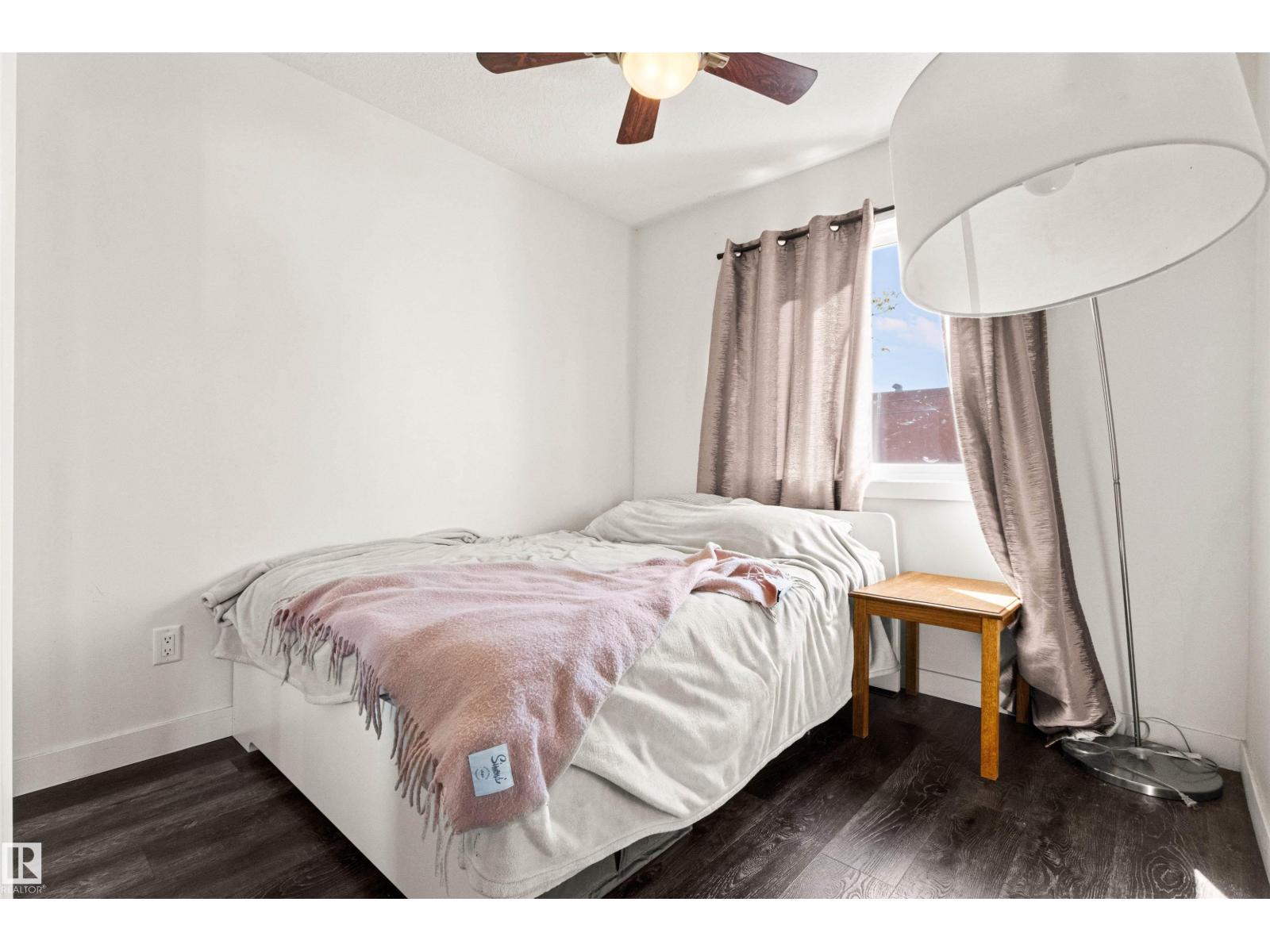 15713 102 AV NW - 30