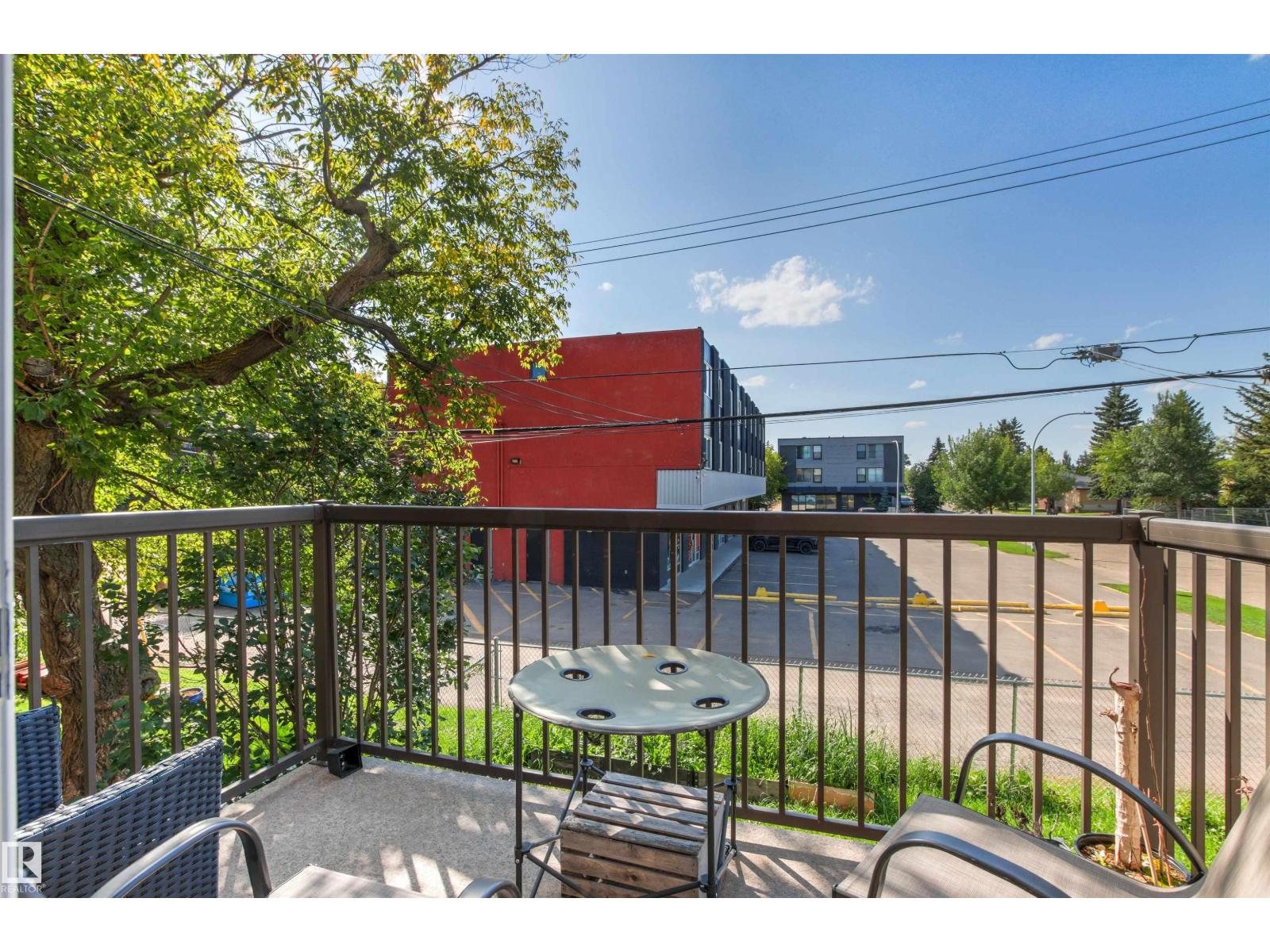 15713 102 AV NW - 33