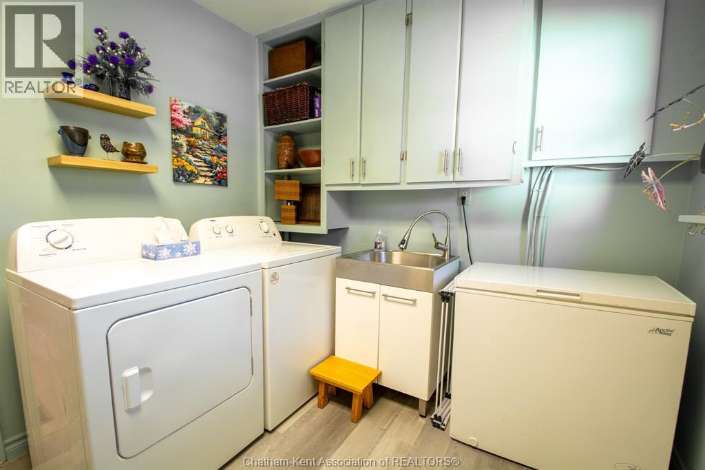 11 Oriole PARKWAY - Image 18