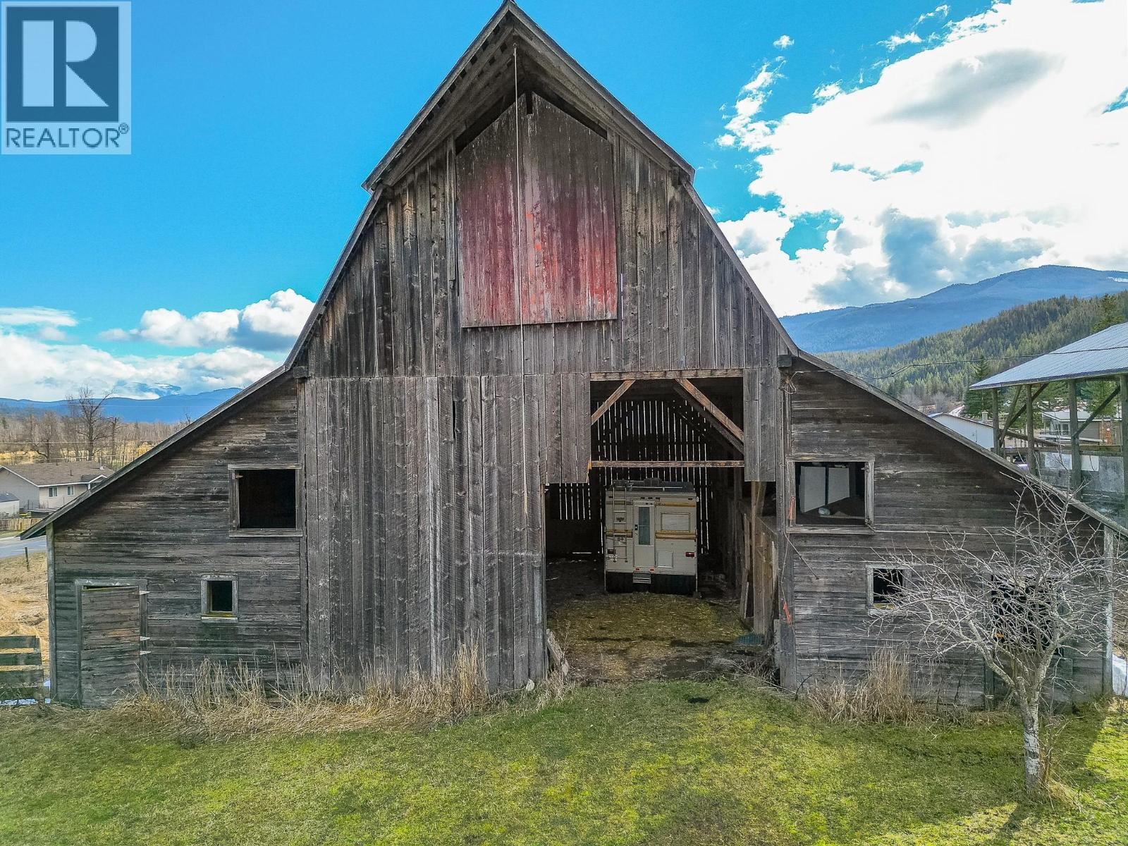3668 Trinity Valley Road - Image 64