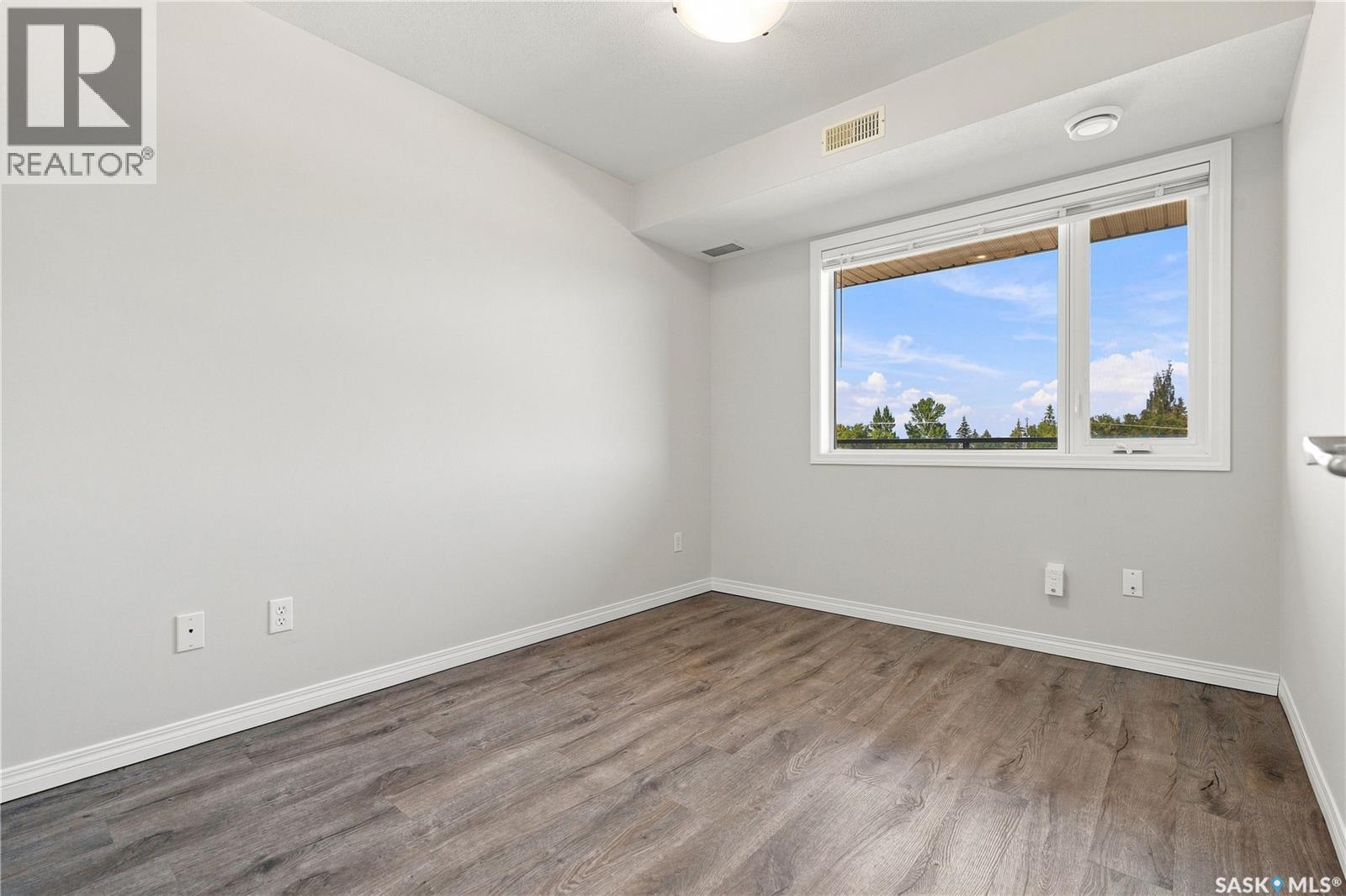 #308 102 Kingsmere PLACE - Image 21