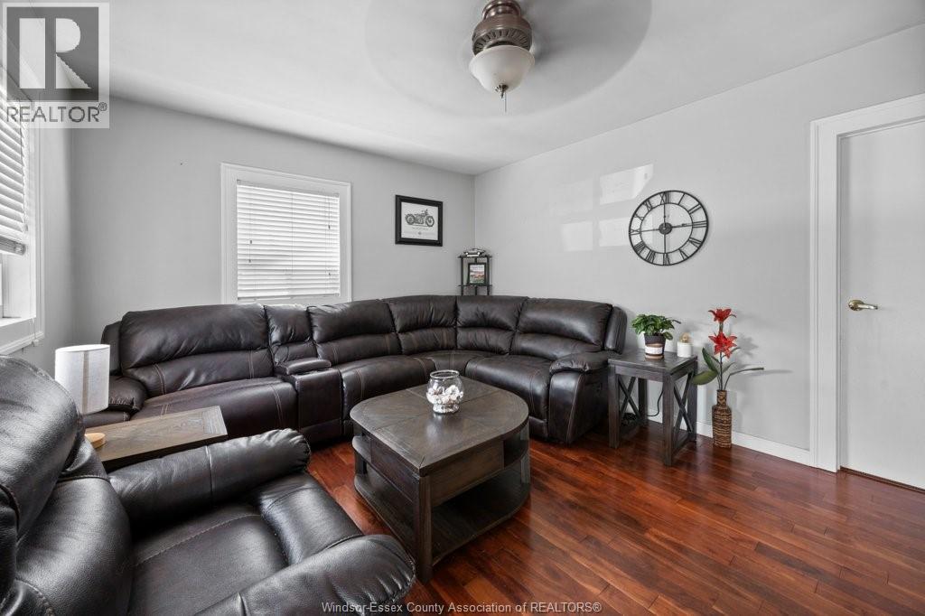 1089 PRADO PLACE - 12