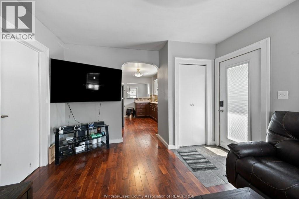 1089 PRADO PLACE - Image 13