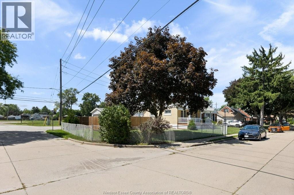 1089 PRADO PLACE - Image 26