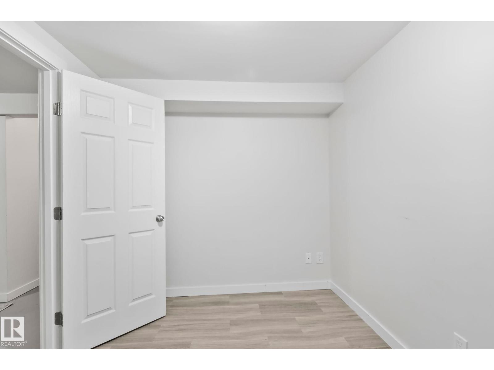 18337 66 AV NW - Image 28