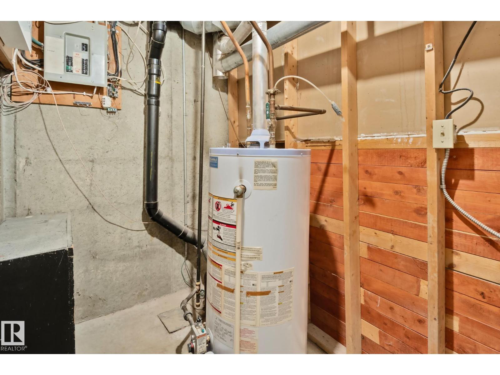 18337 66 AV NW - Image 31