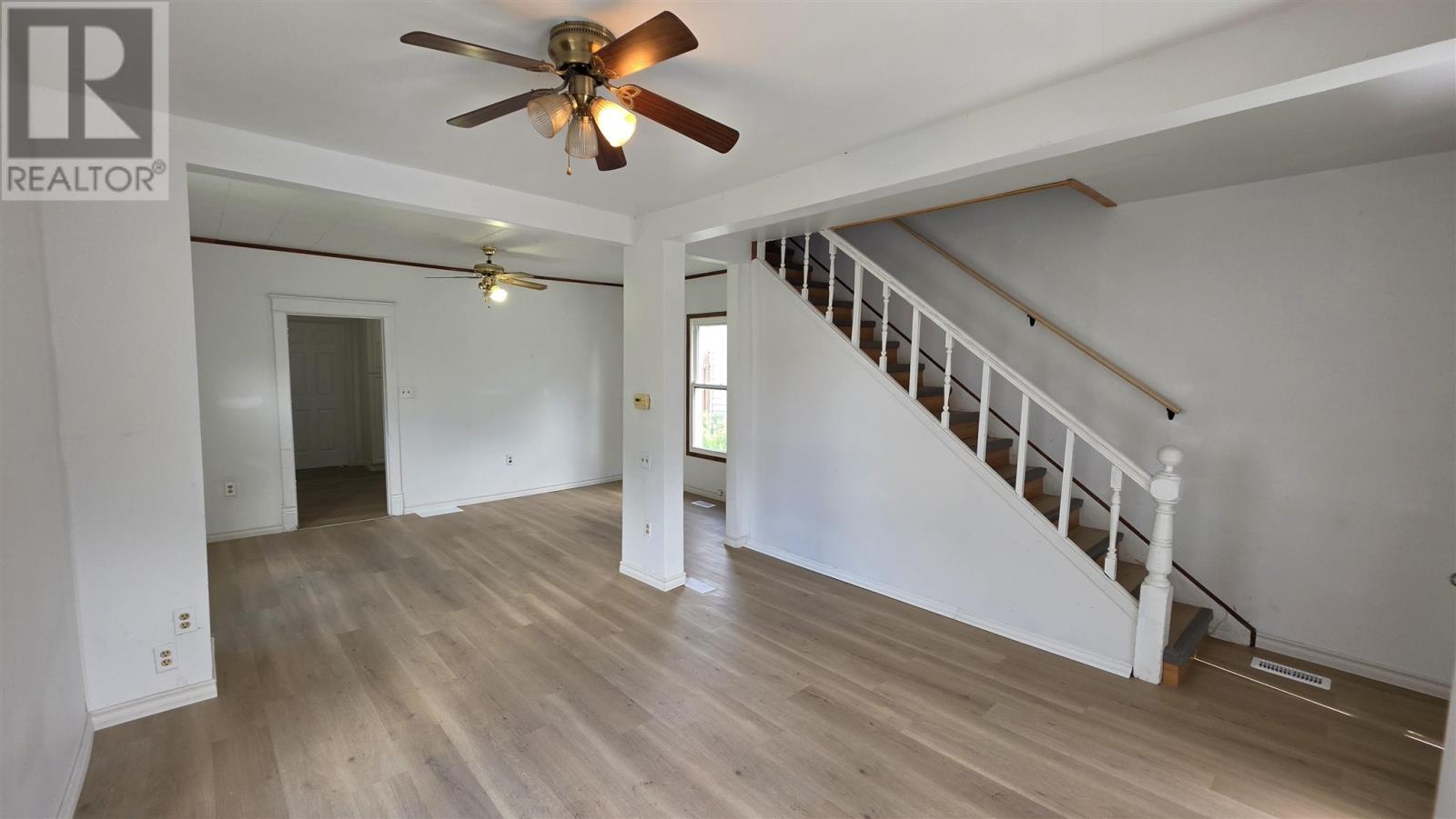 539 John ST - Image 5