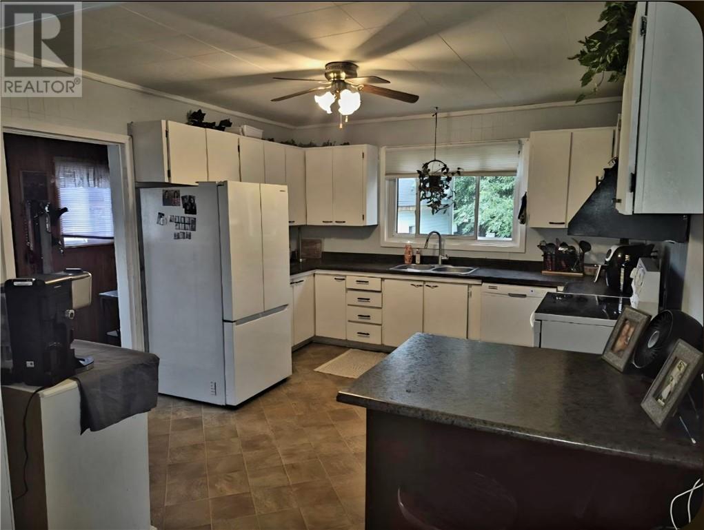 4405 NOTRE DAME AVE - 2