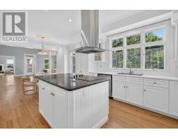 Bath (# pieces 1-6) - 45 Brittany Drive, Charlottetown, PE C1A9L8 Photo 8