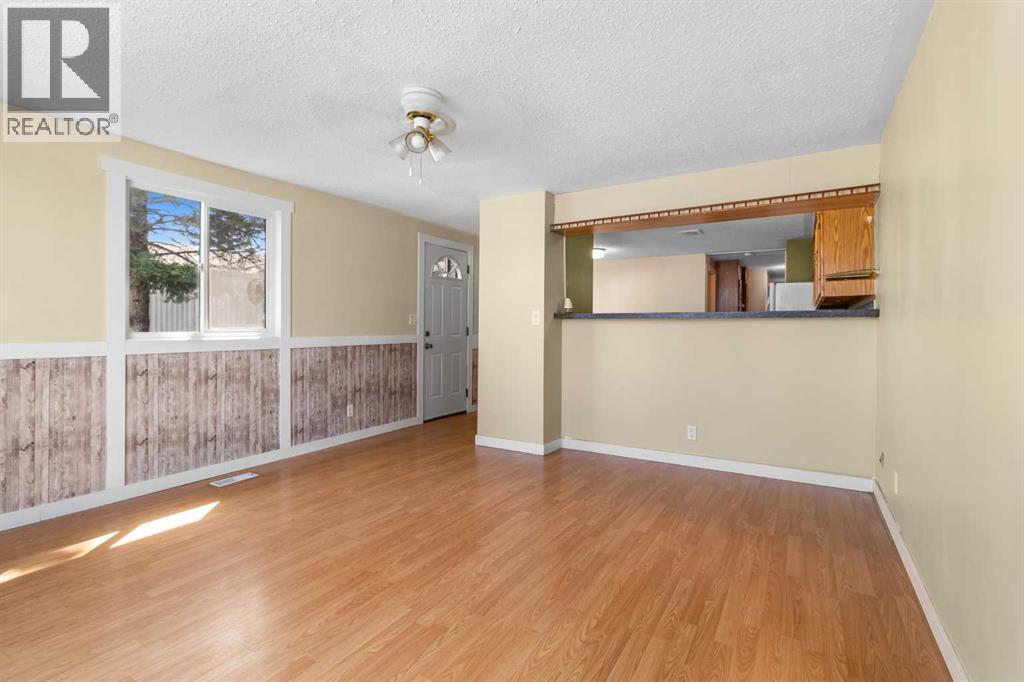 Listing photo – 147, 5344 76 Street, Red Deer