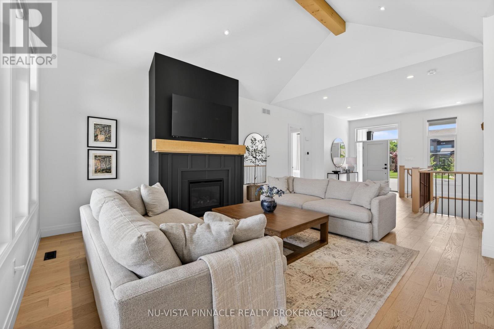 2572 LUCAS AVENUE - Image 12