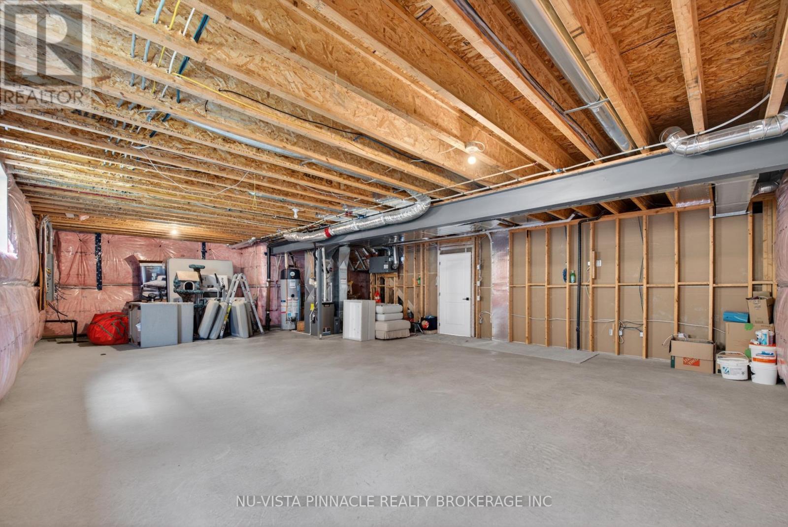 2572 LUCAS AVENUE - Image 40