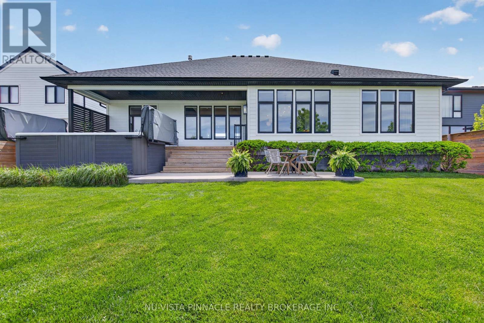 2572 LUCAS AVENUE - Image 43