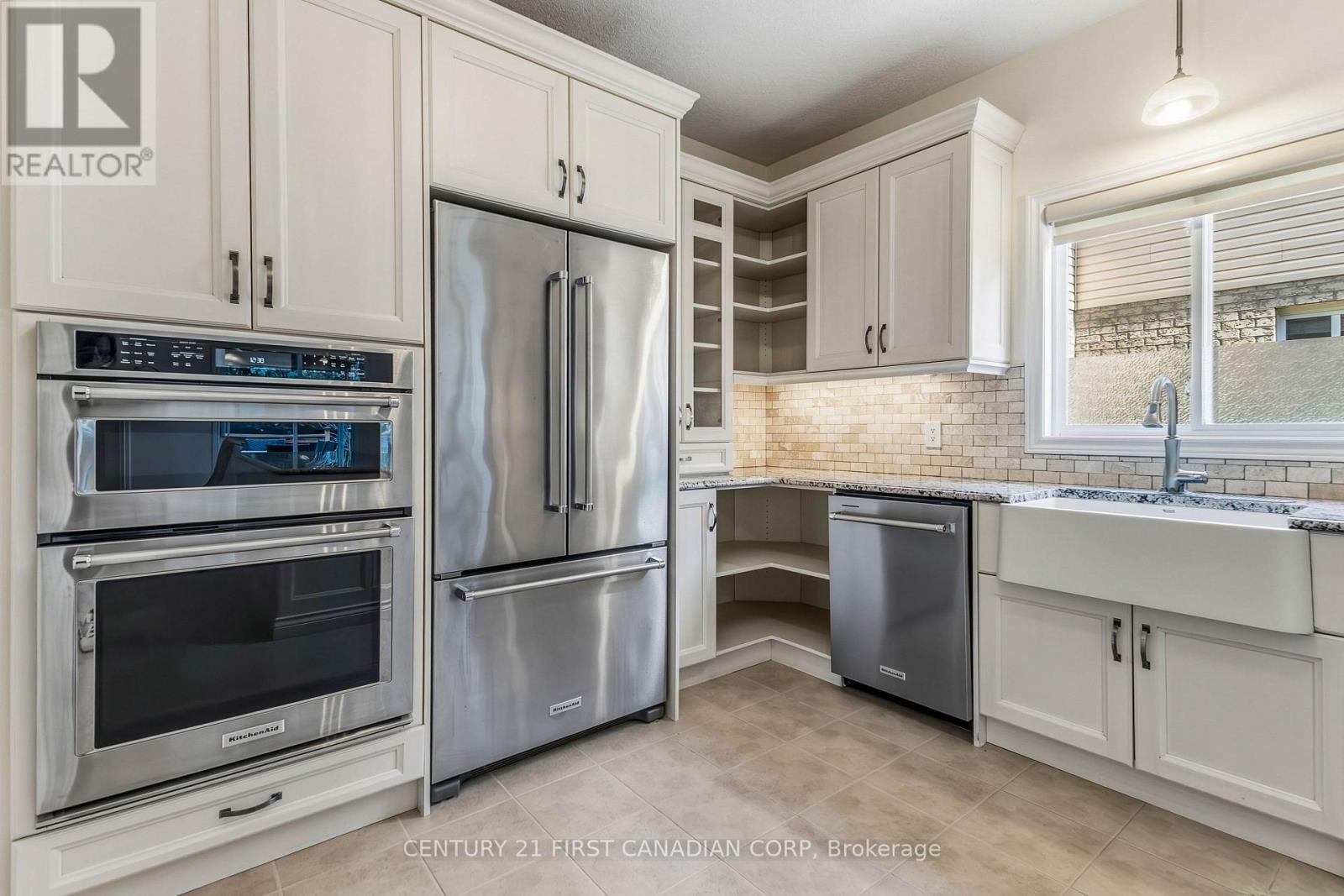1223 THORNLEY STREET - Image 18