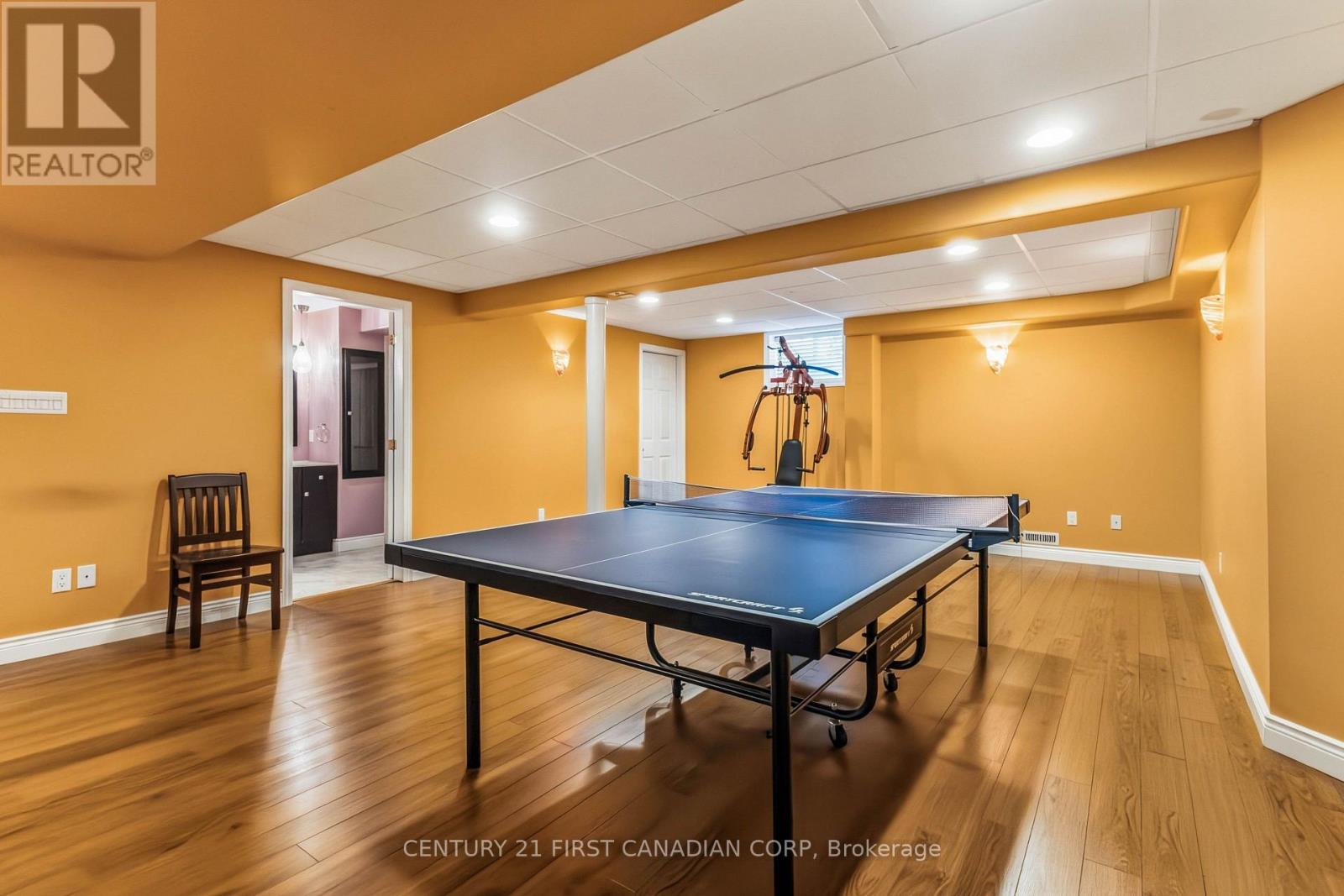 1223 THORNLEY STREET - Image 41