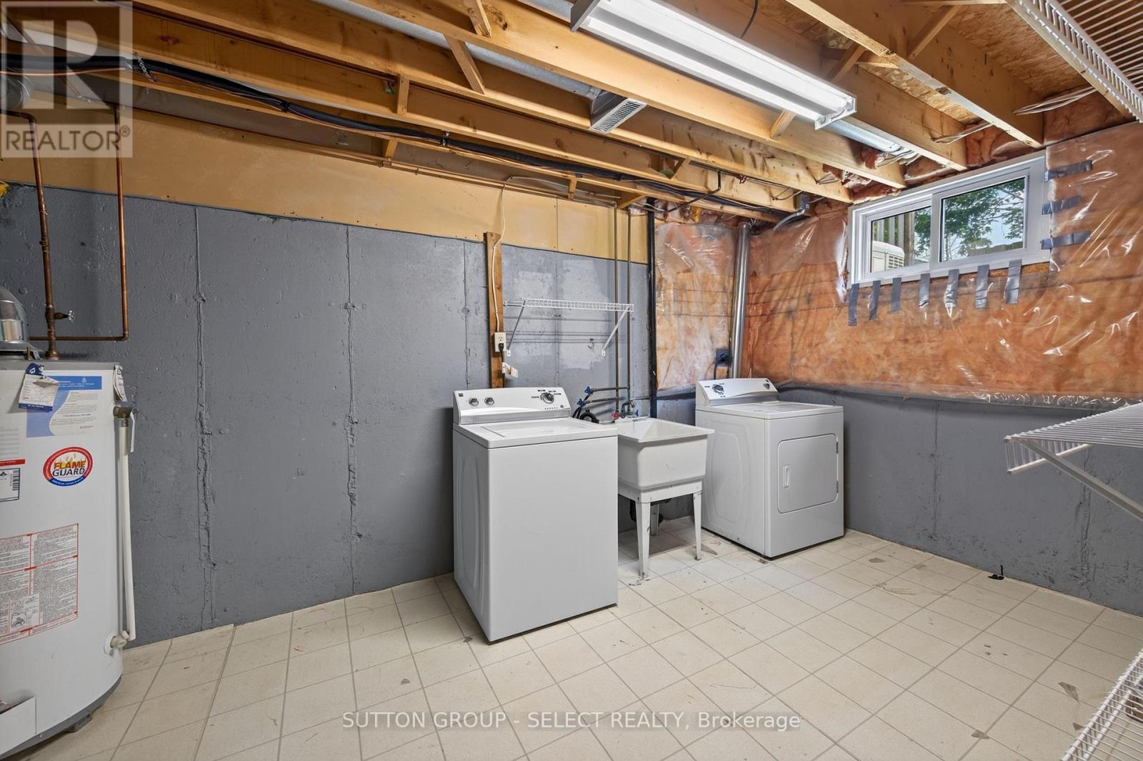 #8 925 LAWSON ROAD - 26