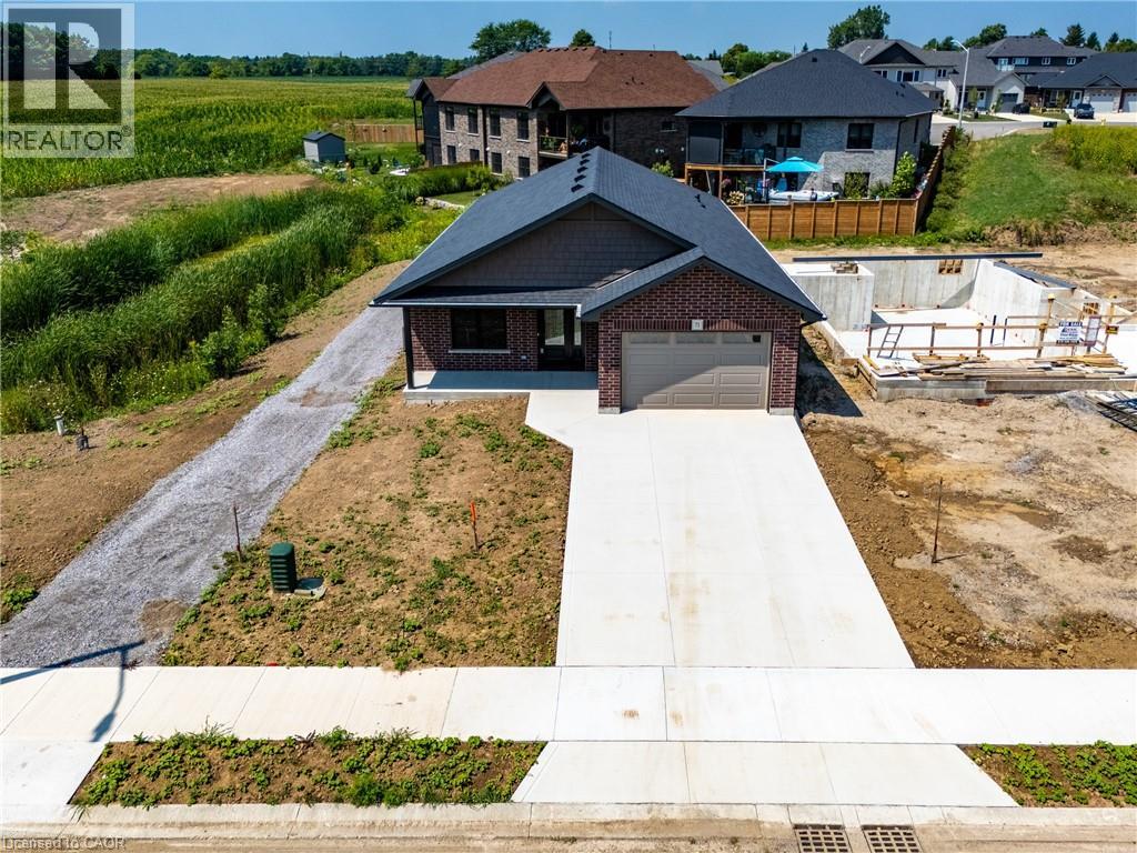 71 HUNTER Drive S - 21