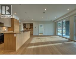 3pc Ensuite bath - 9652 Benchland Drive Unit# 205, Lake Country, BC V4V0C4 Photo 9