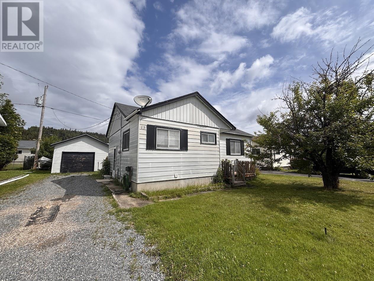 15 Falcon AVE