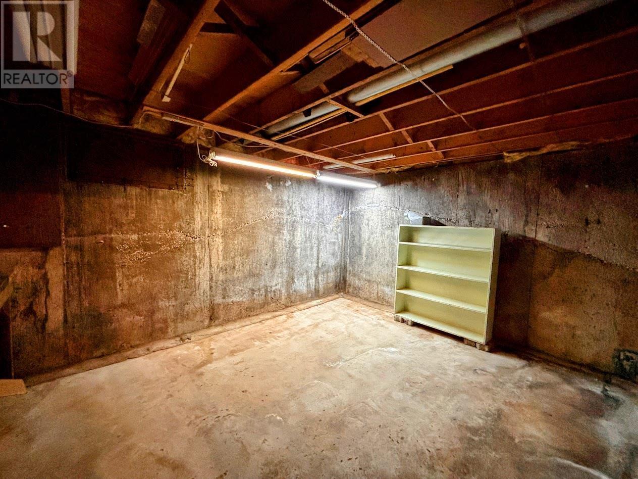 15 Falcon AVE - Image 27