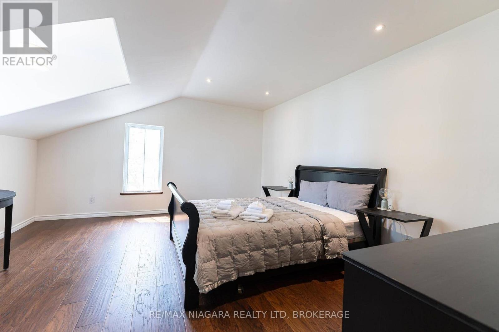 13693 NIAGARA RIVER PARKWAY - Image 18