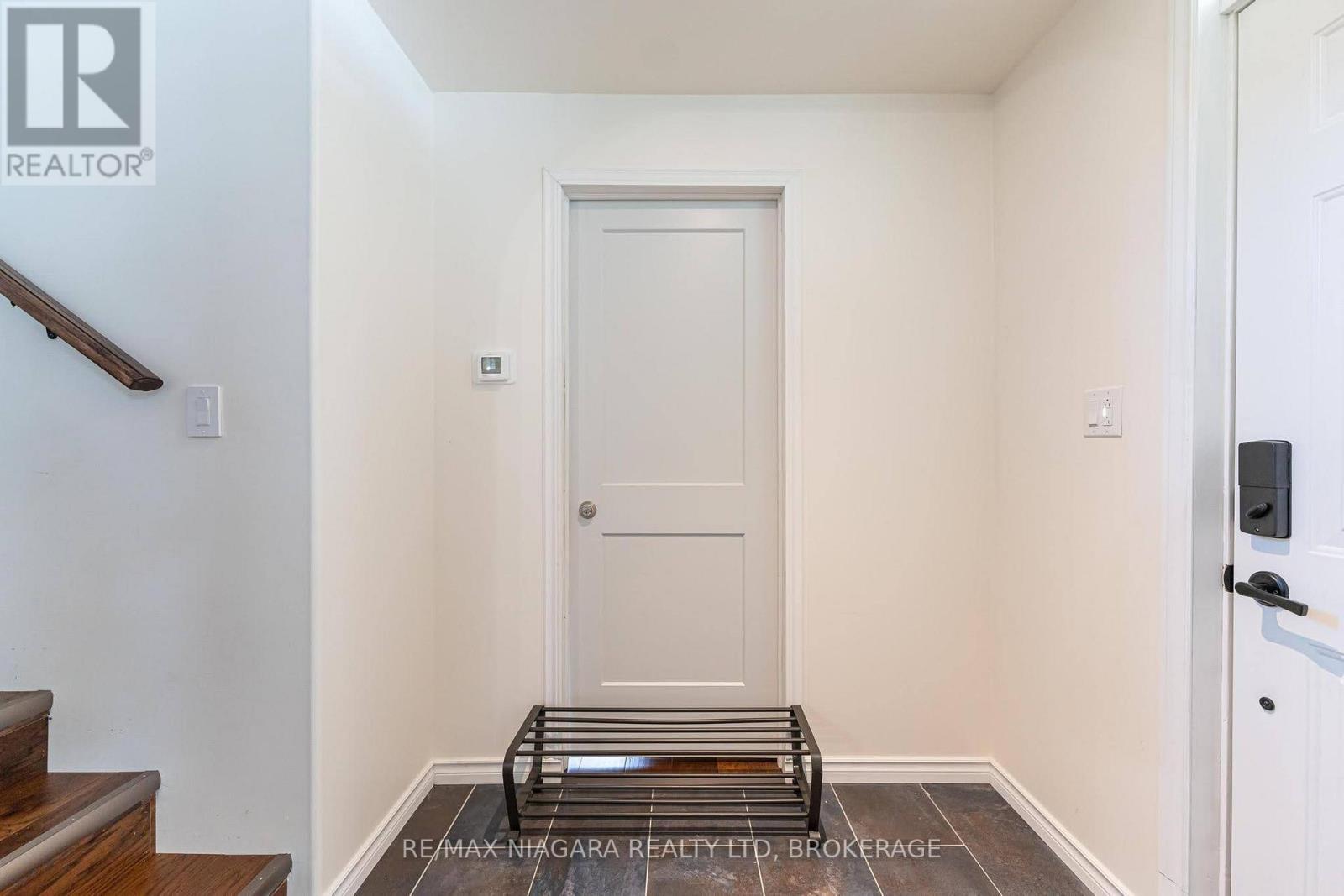 13693 NIAGARA RIVER PARKWAY - 21