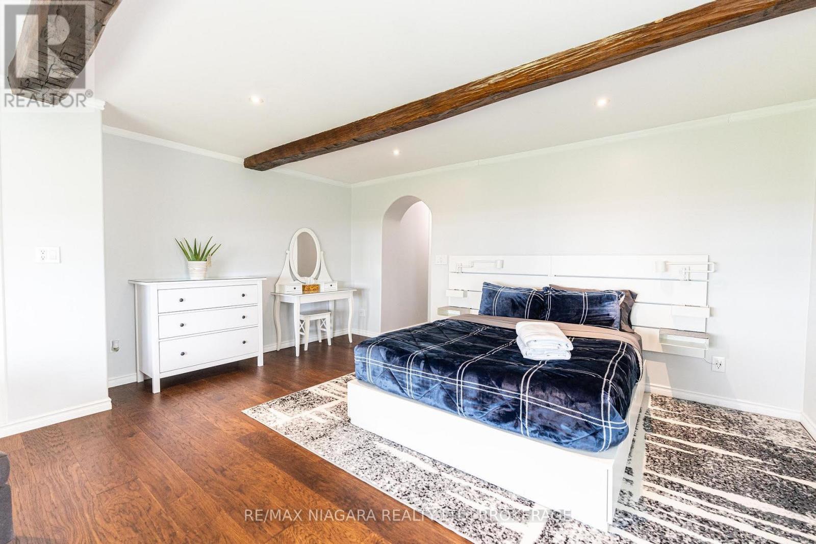 13693 NIAGARA RIVER PARKWAY - 22