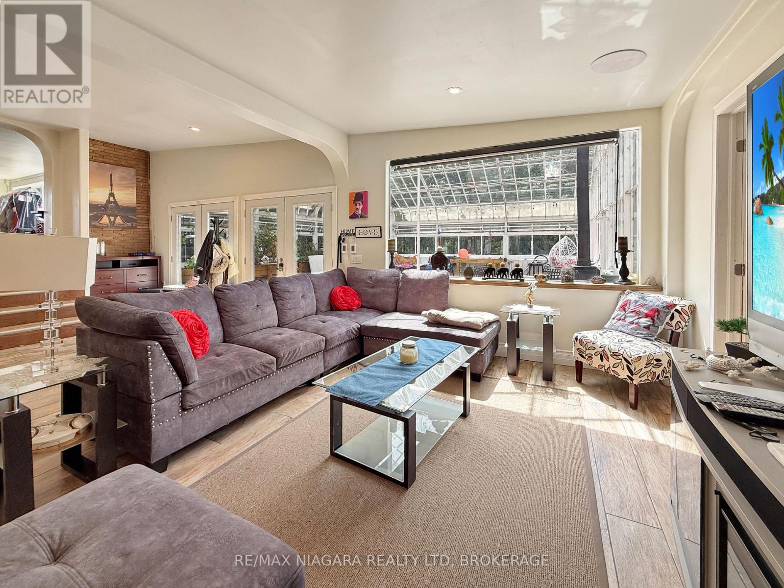 13693 NIAGARA RIVER PARKWAY - Image 27