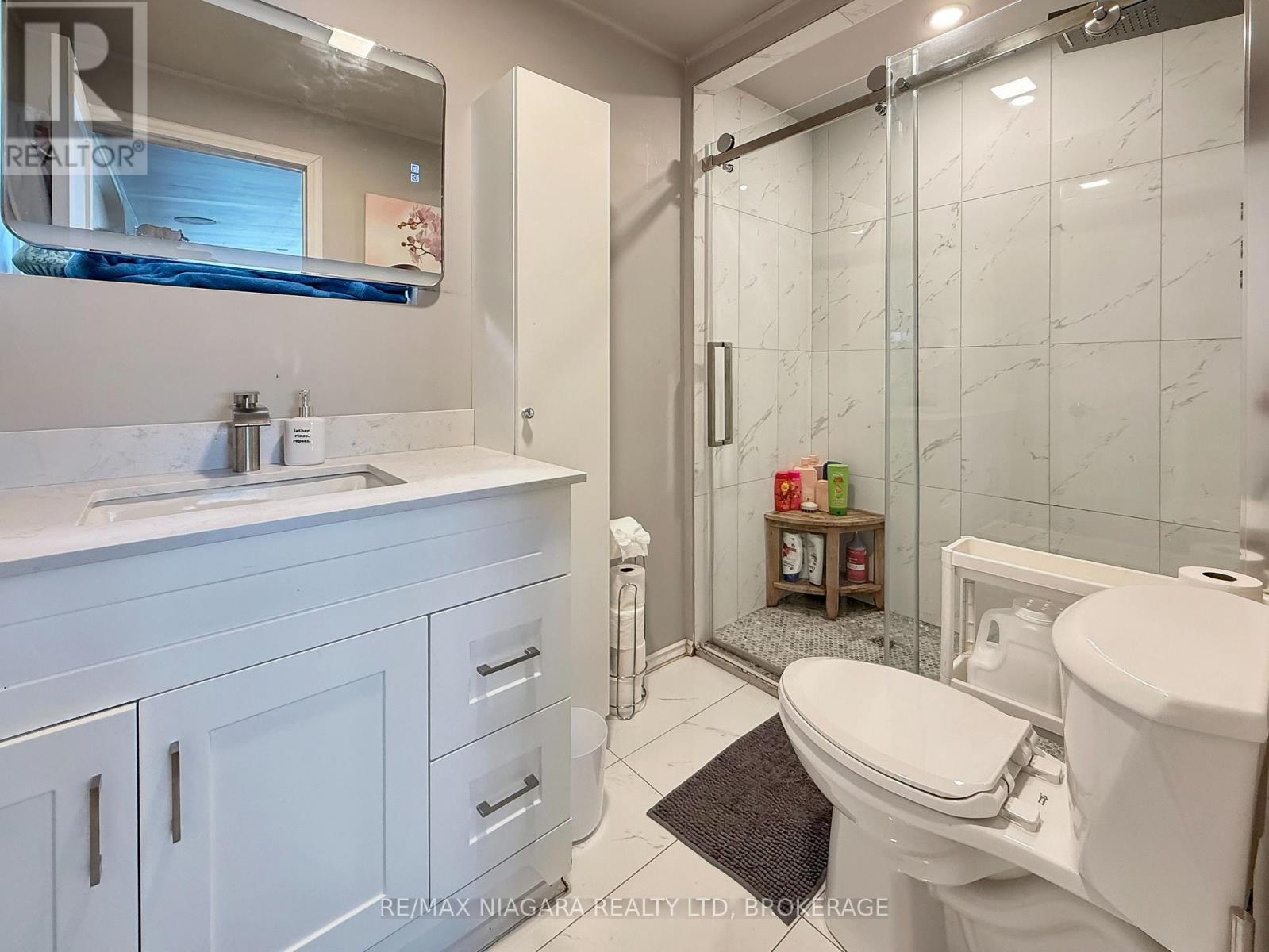 13693 NIAGARA RIVER PARKWAY - 36