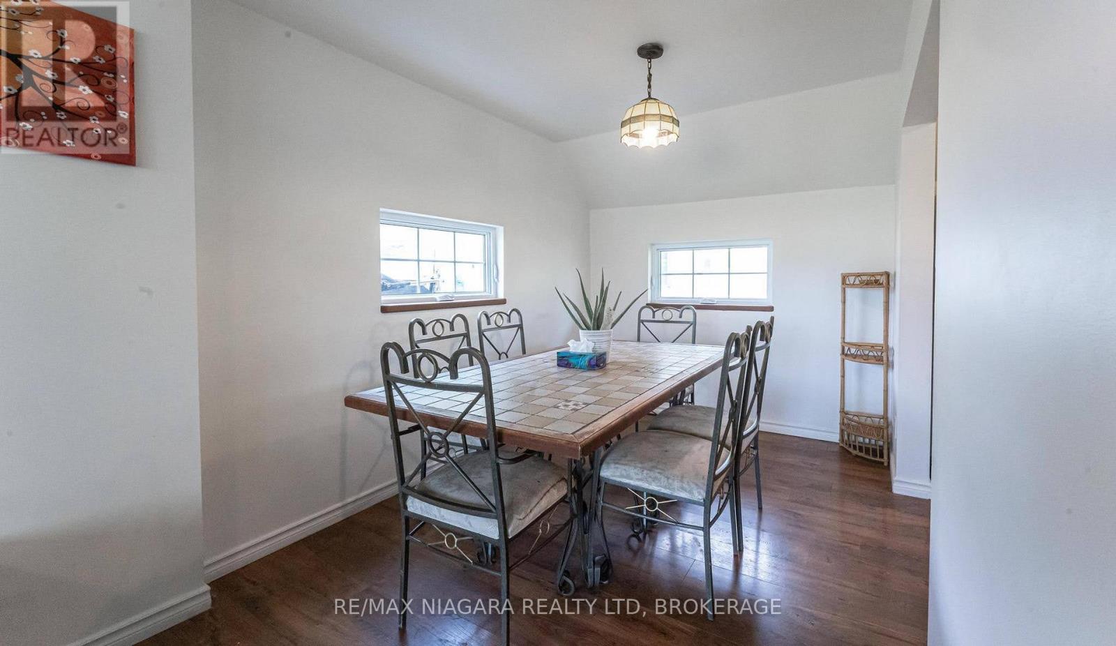 13693 NIAGARA RIVER PARKWAY - Image 43