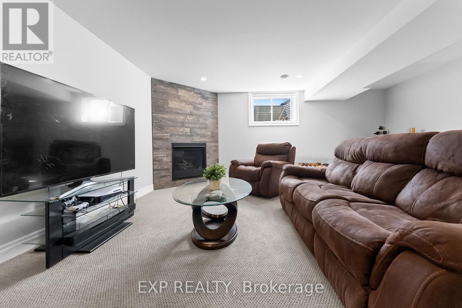 747 GAISER ROAD - Image 28