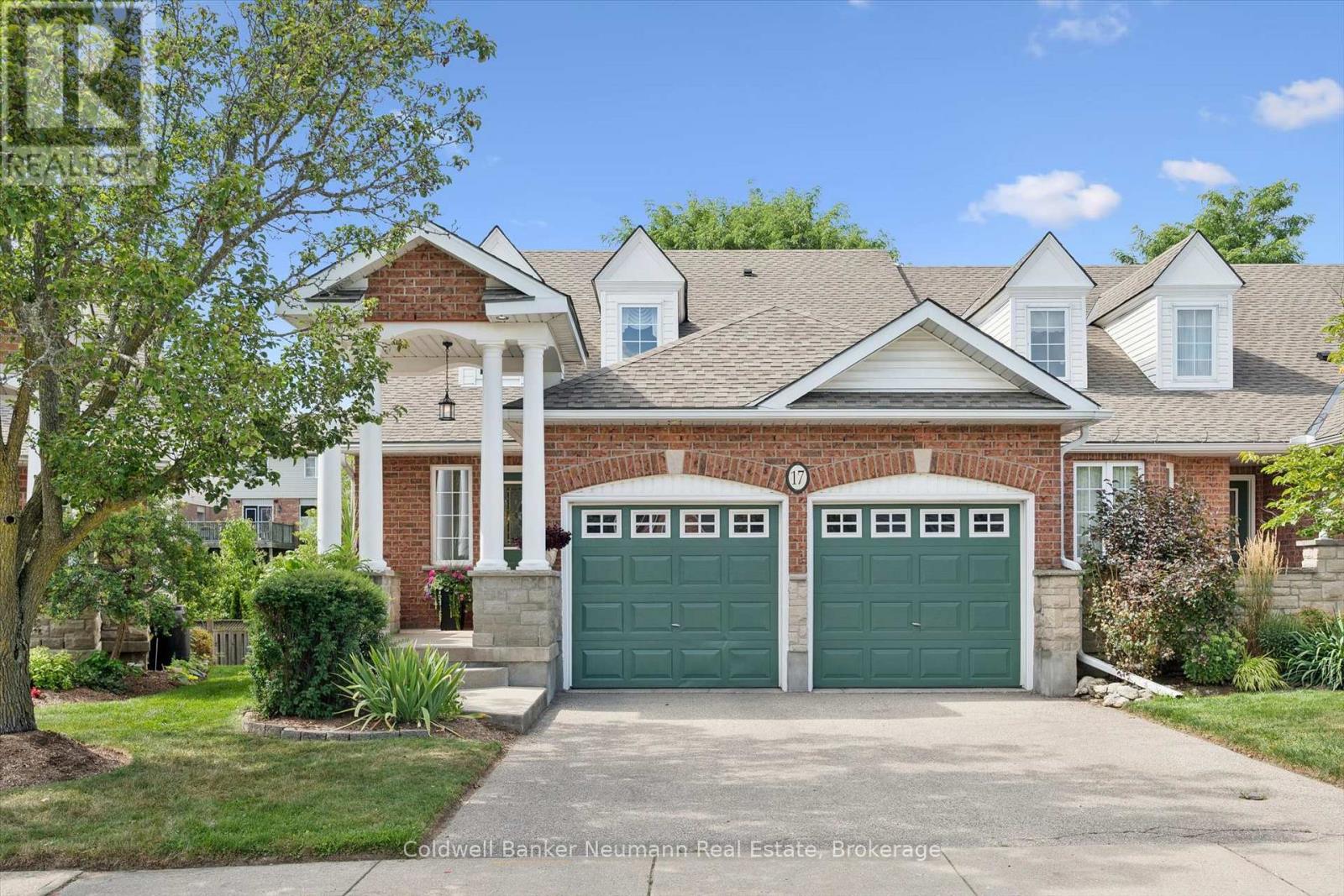 17 SOMERSET GLEN, Guelph