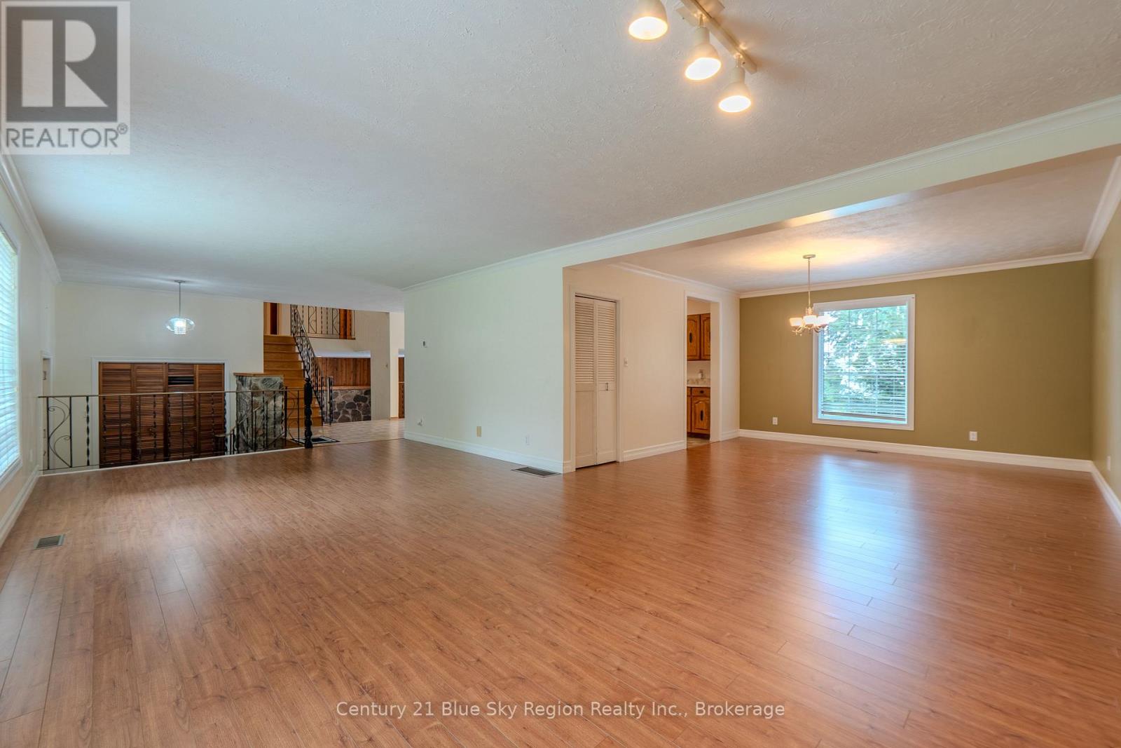 474 MARLEAU ROAD - 14