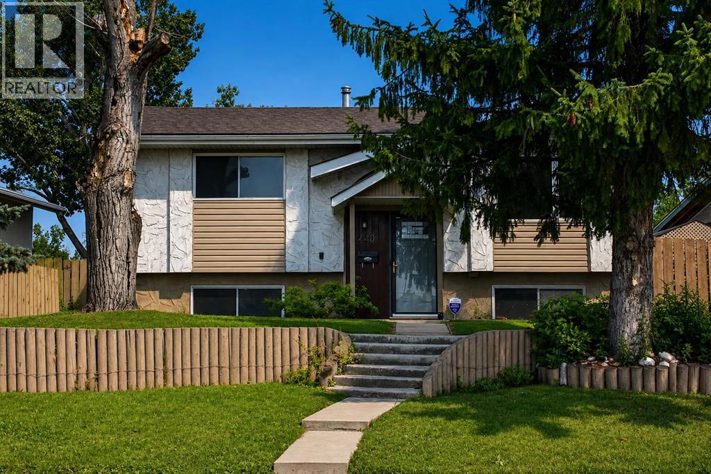 440 Ogden Drive SE - 1