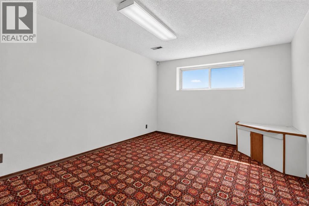 440 Ogden Drive SE - Image 24