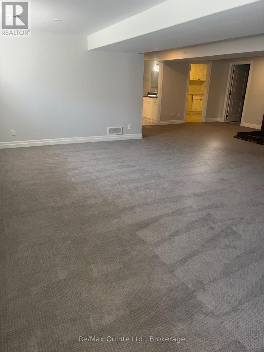29 GAVIN CRESCENT - 23