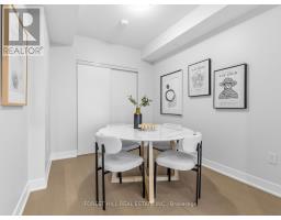 810 - 250 Lawrence Avenue W, Toronto, ON M5M1B2 Photo 12