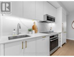 810 - 250 Lawrence Avenue W, Toronto, ON M5M1B2 Photo 7
