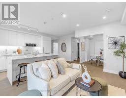 810 - 250 Lawrence Avenue W, Toronto, ON M5M1B2 Photo 9