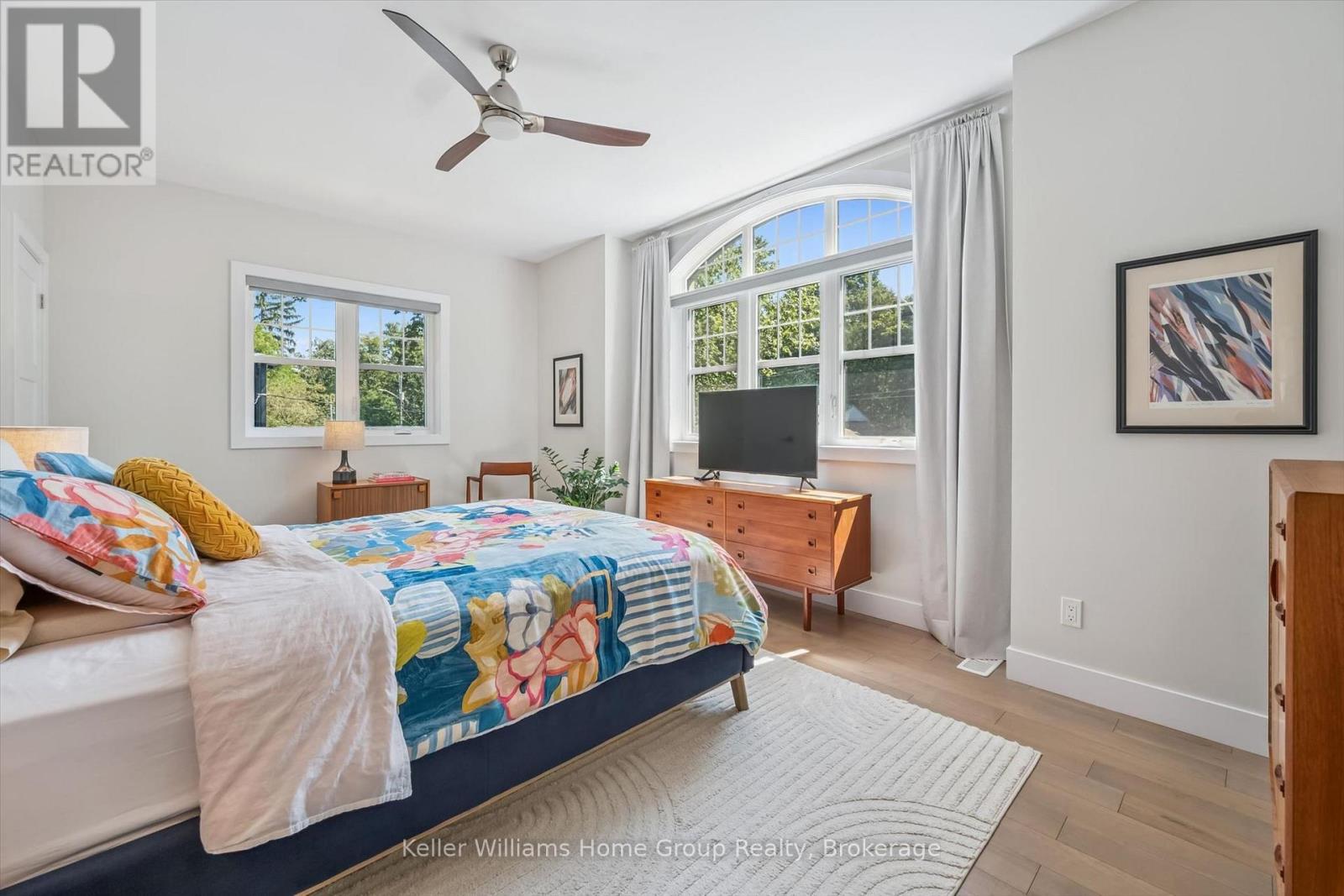 24 FOREST HILL DRIVE - 23