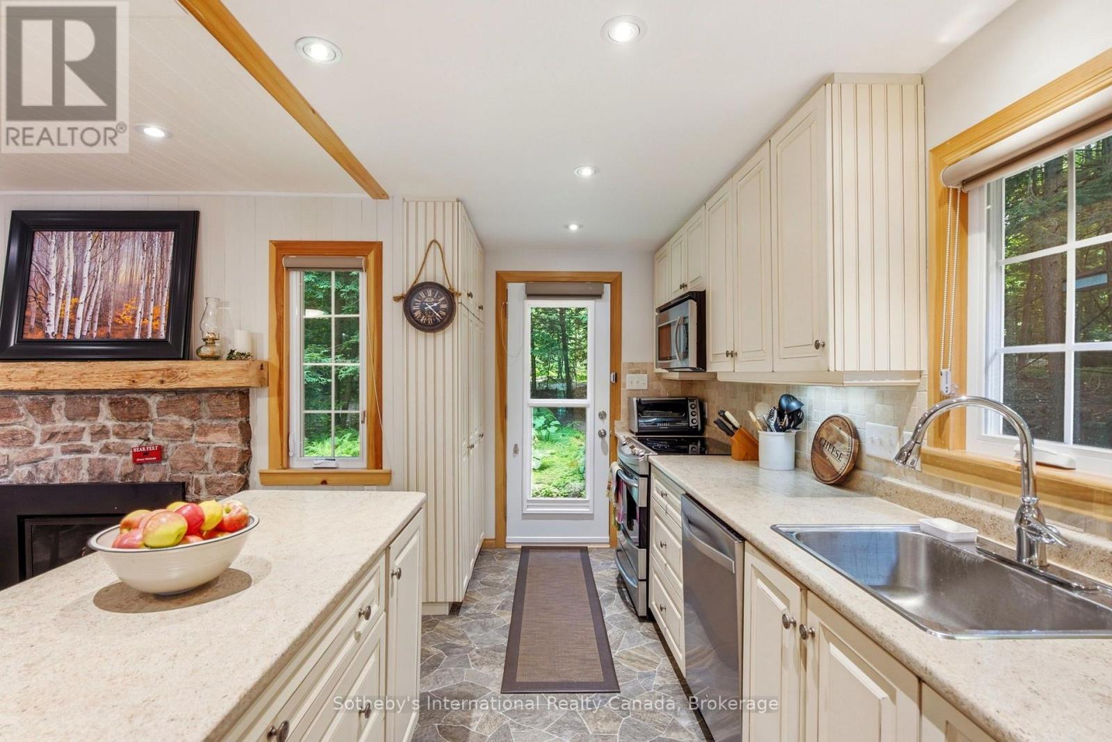 1061 HURLING POINT ROAD - Image 10