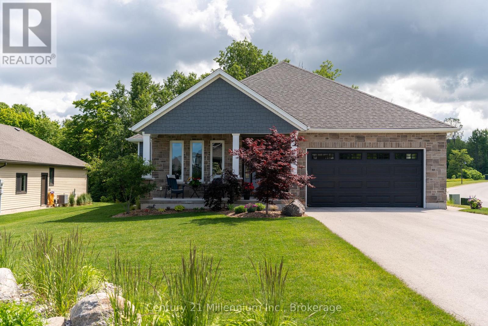 401 ALGOMA CRESCENT