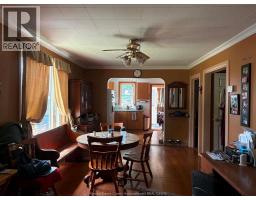 Kitchen - 1891 Road 4, Kingsville, ON N9Y2E5 Photo 13