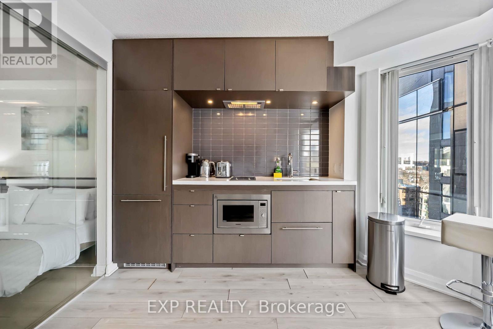 #1106 155 YORKVILLE AVENUE - 15