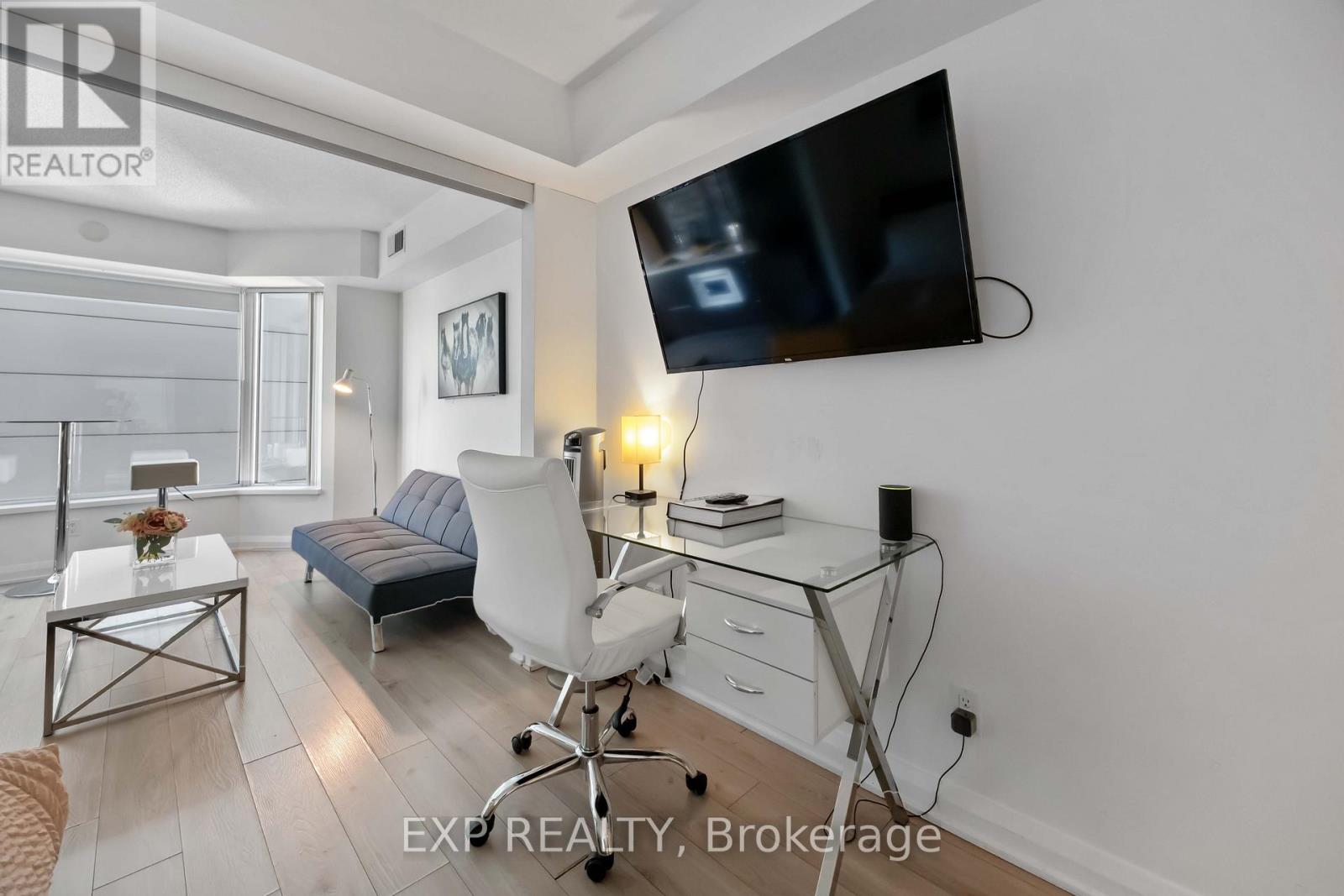 #1106 155 YORKVILLE AVENUE - 6